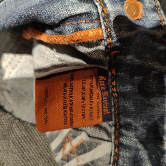 Jeans - Picture 3 of 6